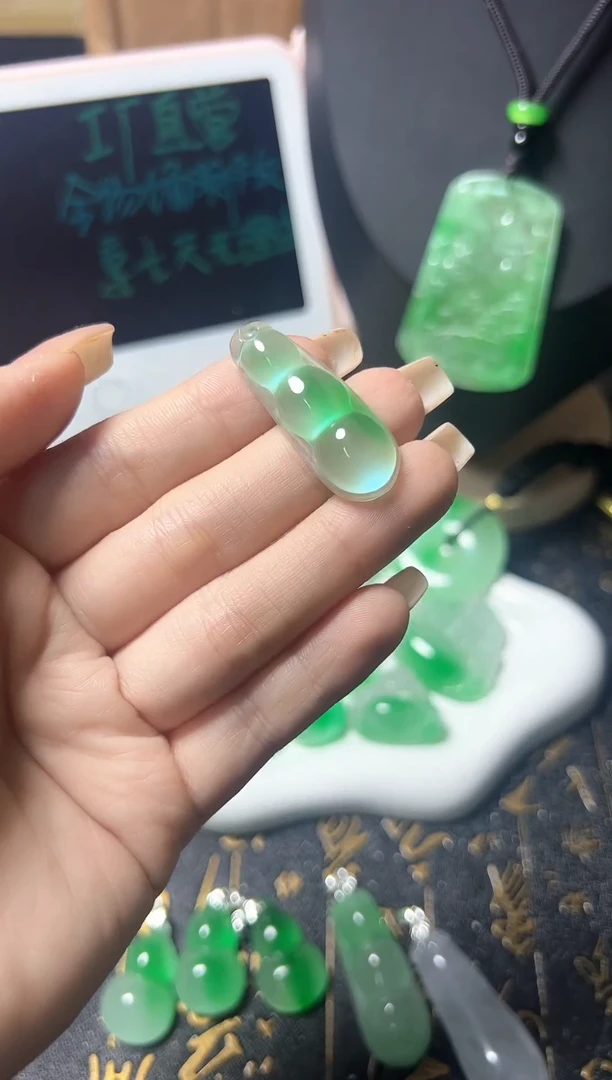 颈饰未镶嵌翡翠所见即所得，一图一物