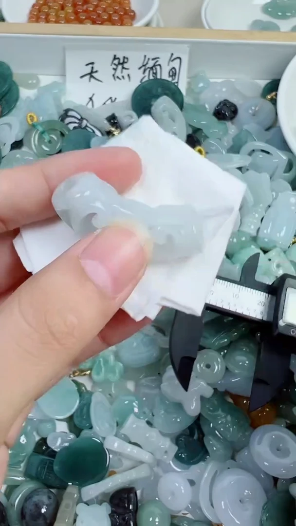 散珠翡翠38号链接，A货翡翠