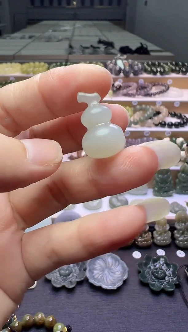 颈饰未镶嵌和田玉141号链接颗福字