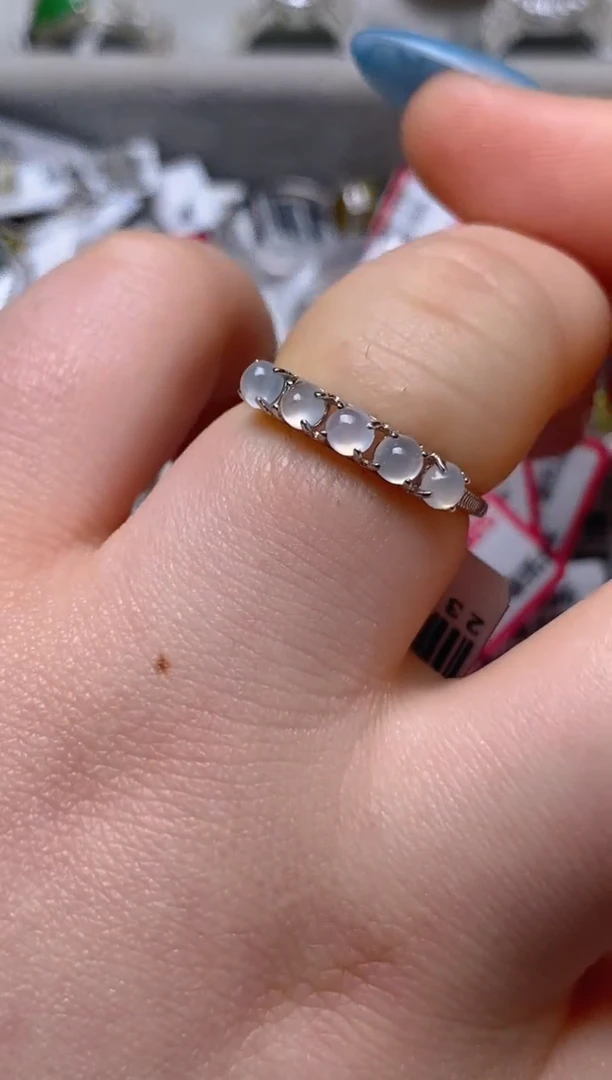 银S925镶嵌戒指翡翠百内无证书