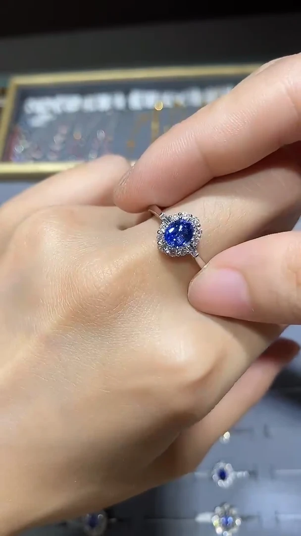 戒指蓝宝石18K金镶嵌桃*