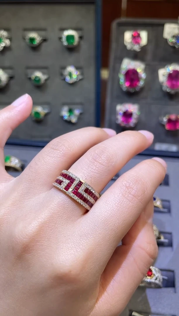 【闪购商品】红宝石戒指18K金镶嵌排戒