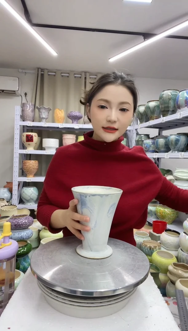 【1.3】花盆尺寸高：17 口：13