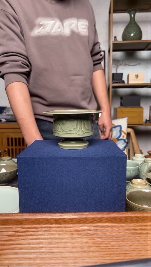 【闪购商品】其他吴琼耀州窑莲纹行炉微瑕福力