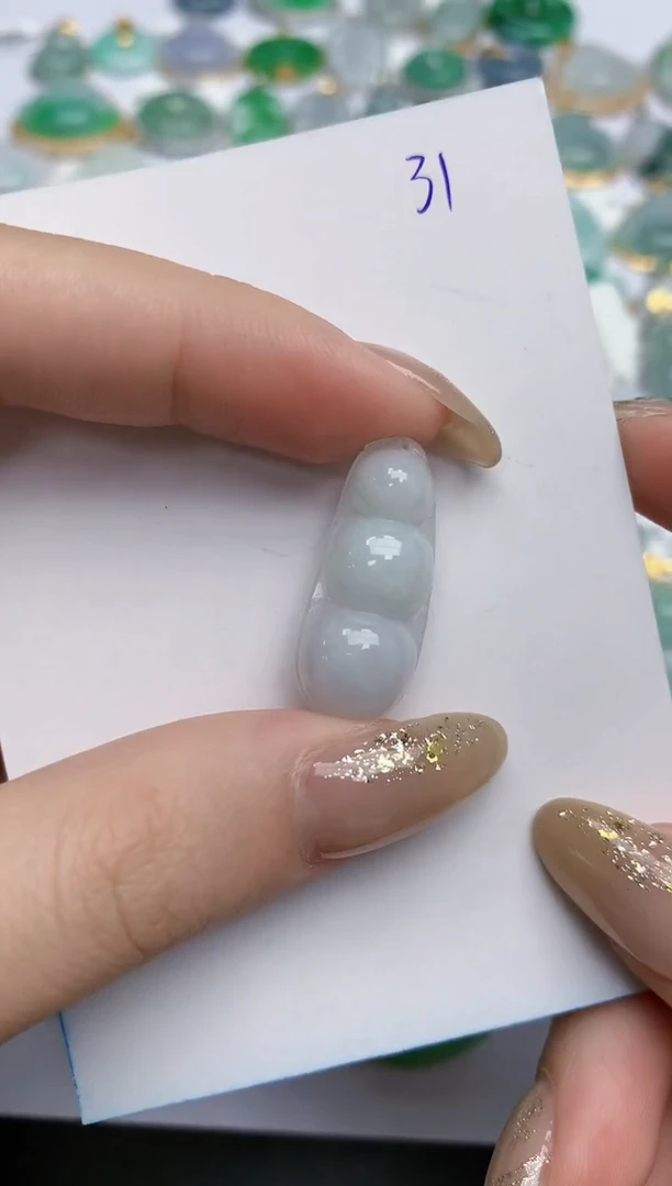 【闪购商品】翡翠颈饰未镶嵌天然缅甸翡翠A货