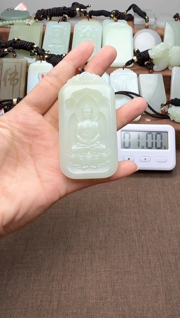 颈饰未镶嵌和田玉蓝****心 蓝途空