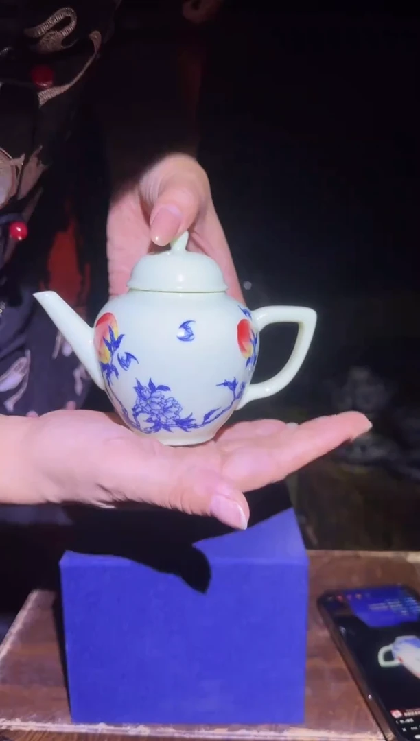 壶瓷绿稀土桃李满园茶壶