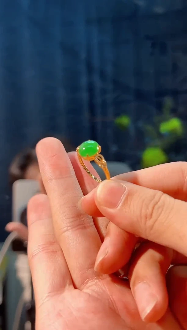 颈饰18K金镶嵌翡翠 缅料A货/支持复检/一件