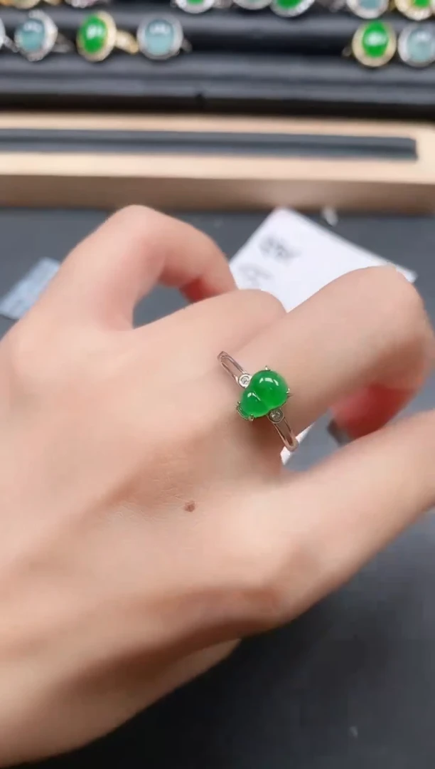 翡翠戒指银S925镶嵌1111