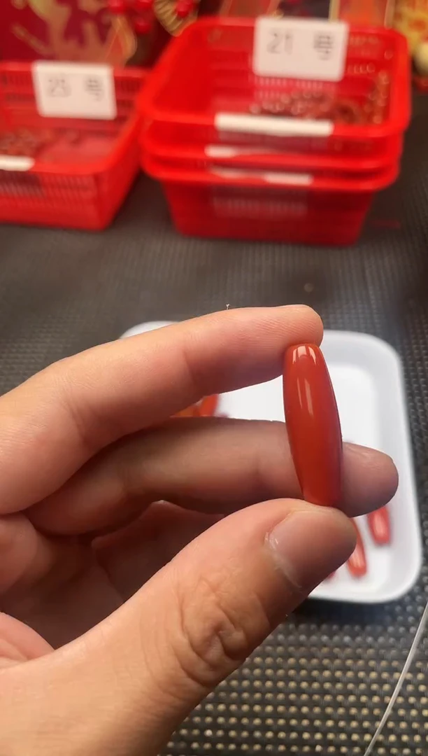 【闪购商品】南红玛瑙单珠未镶嵌26号柿子红卡10*29长桶珠一颗