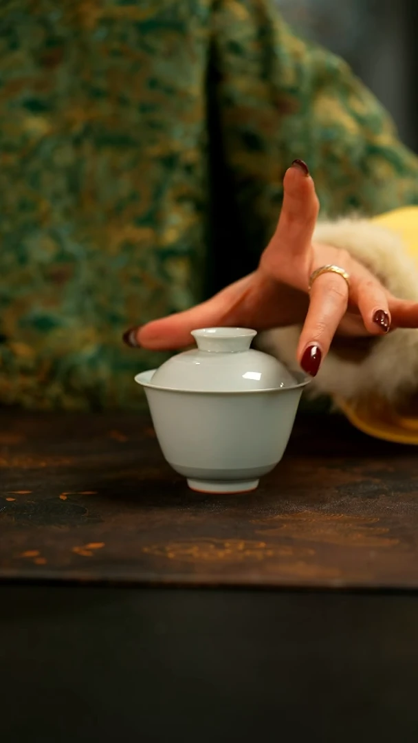 【闪购商品】瓷片            拍拍拍