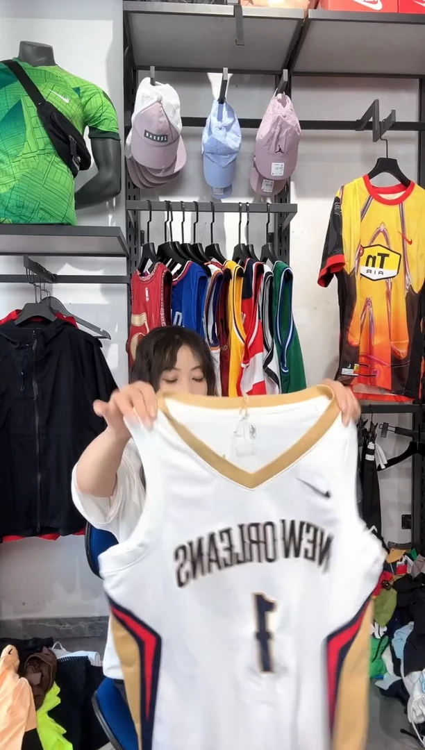 1454 编码 瑕疵款以直播间过款为准 尺码S