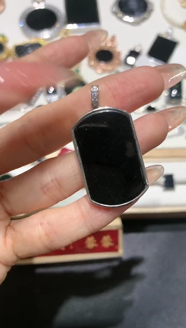 【闪购商品】翡翠吊坠(不含链)银S925镶嵌9多人多样性随机发货1件