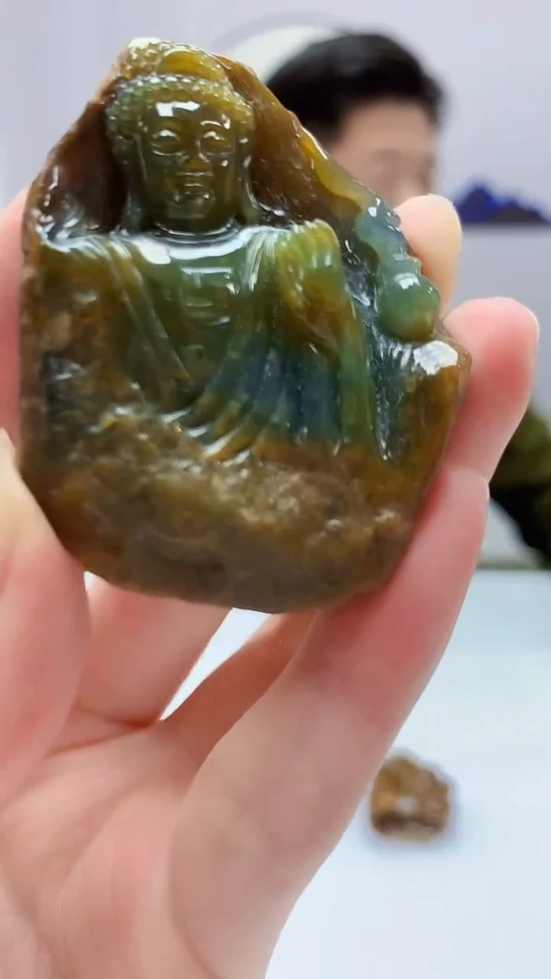 【闪购商品】定制翡翠未镶嵌4917zm-毛货挂件143佛