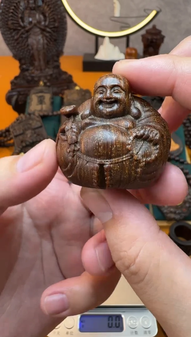 贡木把件 《巴布亚贡木》新品血月星空一团和气