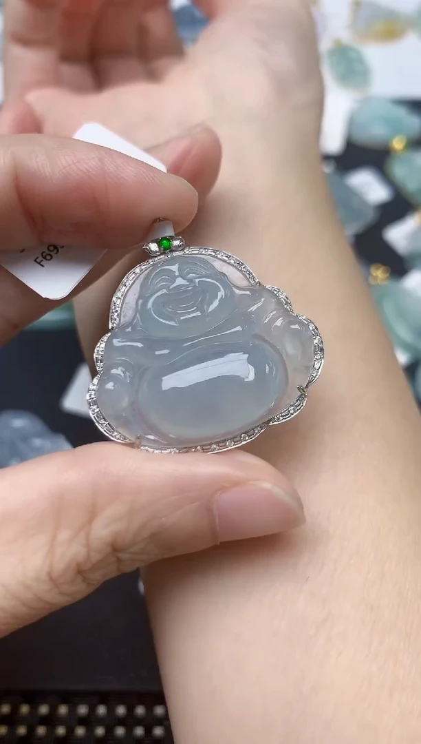 翡翠18K金镶嵌颈饰天然缅甸A货翡翠