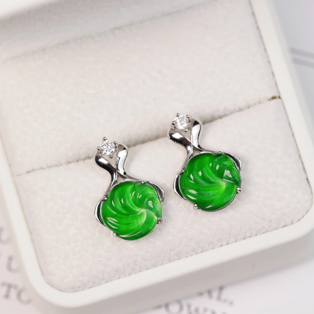 天然A货翡翠耳饰高冰阳绿色耳饰S925银镶嵌旋舞耳钉
