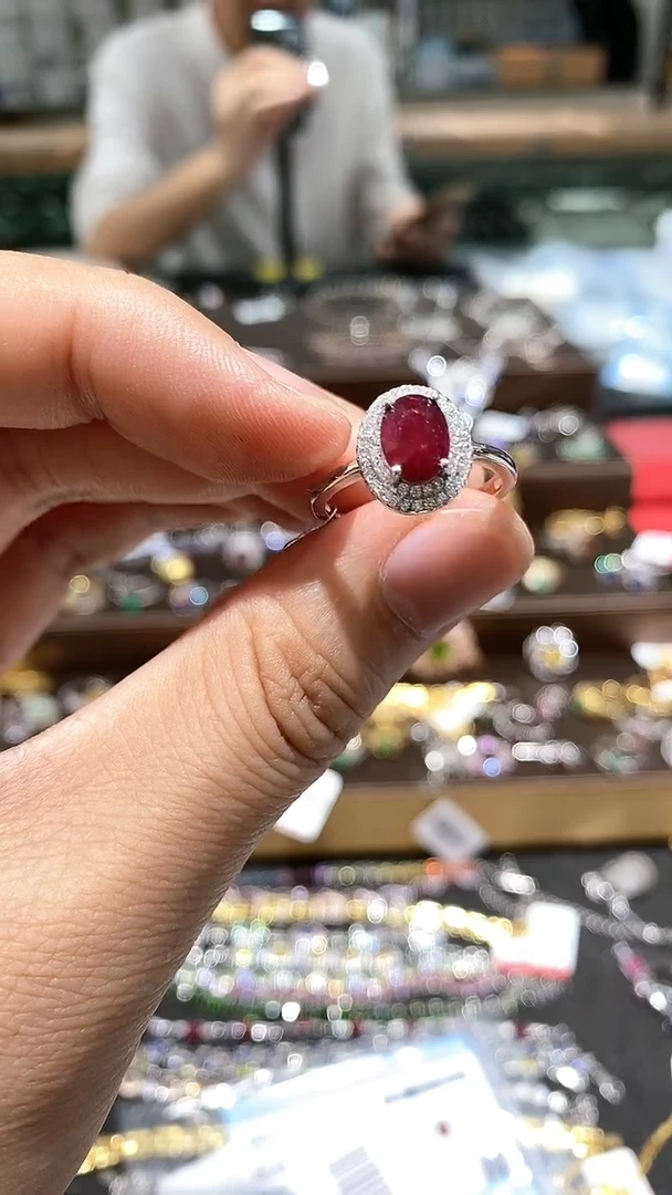 【闪购商品】红宝石戒指银S925镶嵌戒指
