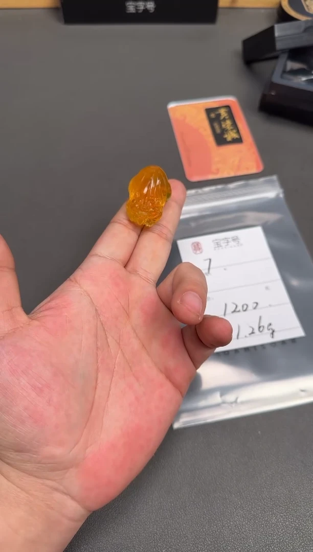 琥珀未镶嵌珠宝奇石K**恺271927192719
