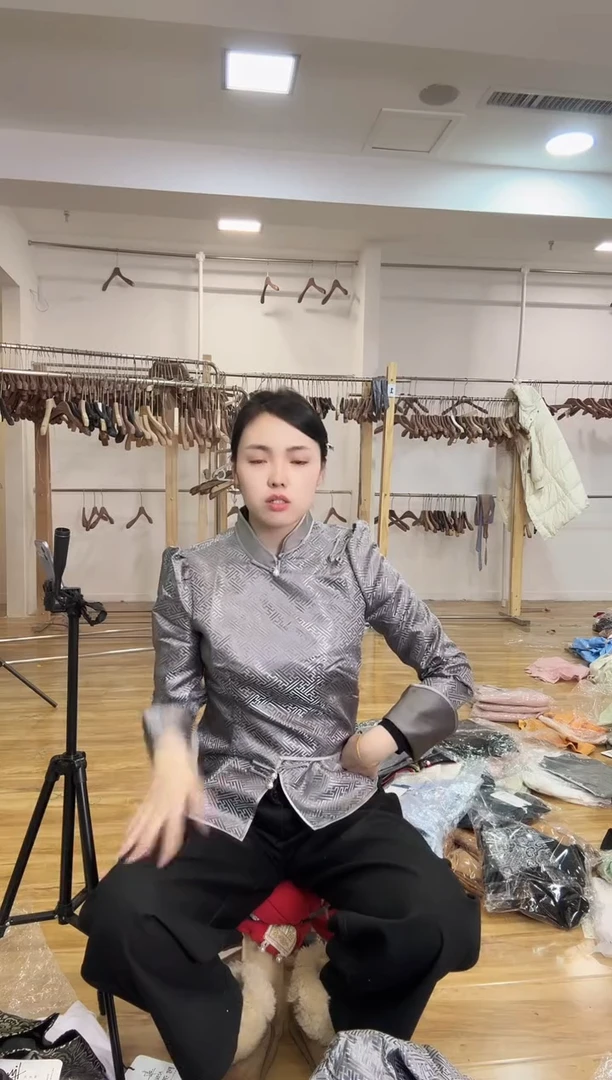 外套  3X 148斤以里