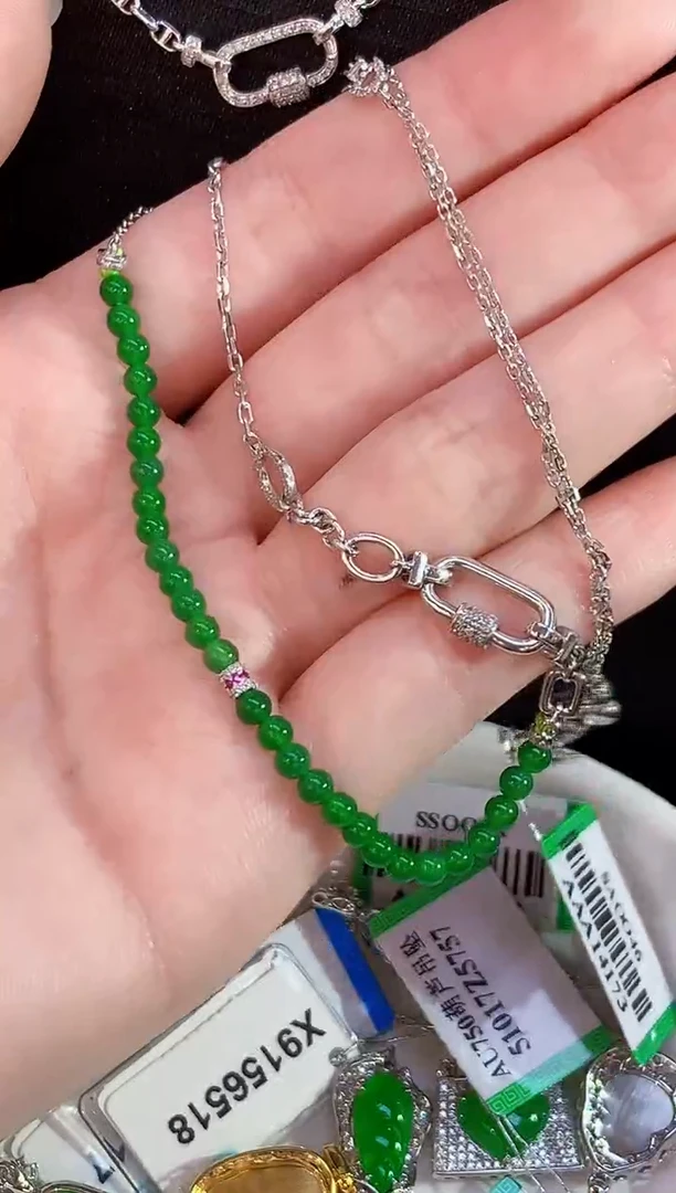 项链18K金镶嵌翡翠多样性发其一