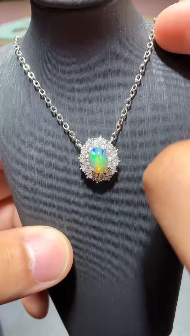 欧泊未镶嵌吊坠W37