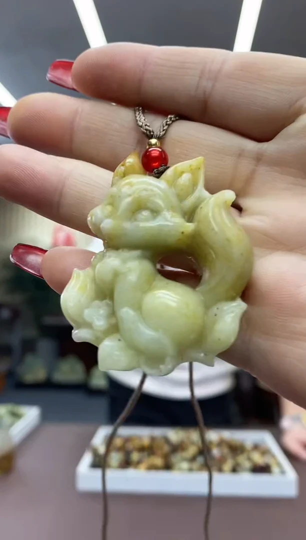 【闪购商品】岫玉狐狸未镶嵌多样式发货随机发一