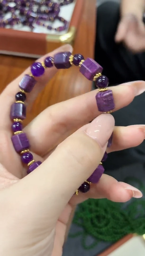 【慧慧甄选】高端轻奢多样性发货HF3988S