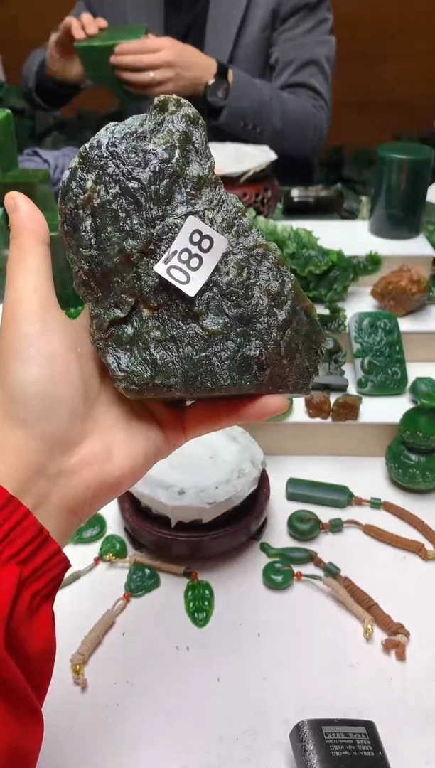 未镶嵌和田玉珠宝半成品1