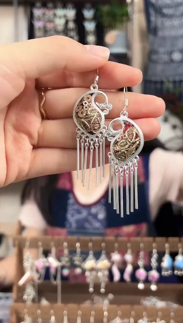 织绣民族风非遗老绣饰品508