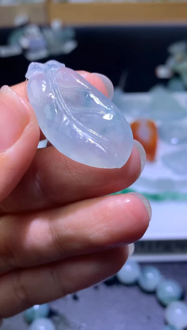 未镶嵌定制翡翠毛货