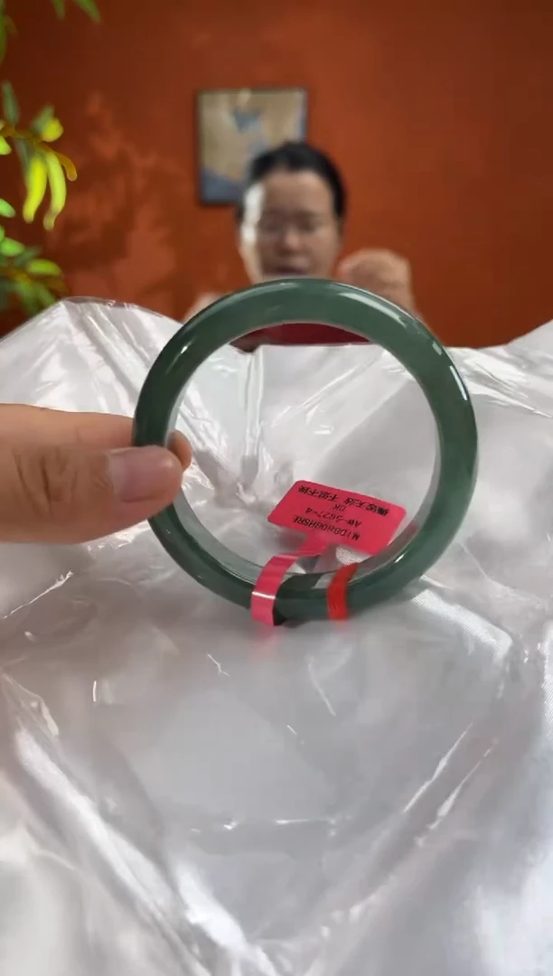 未镶嵌手镯翡翠翡翠手镯