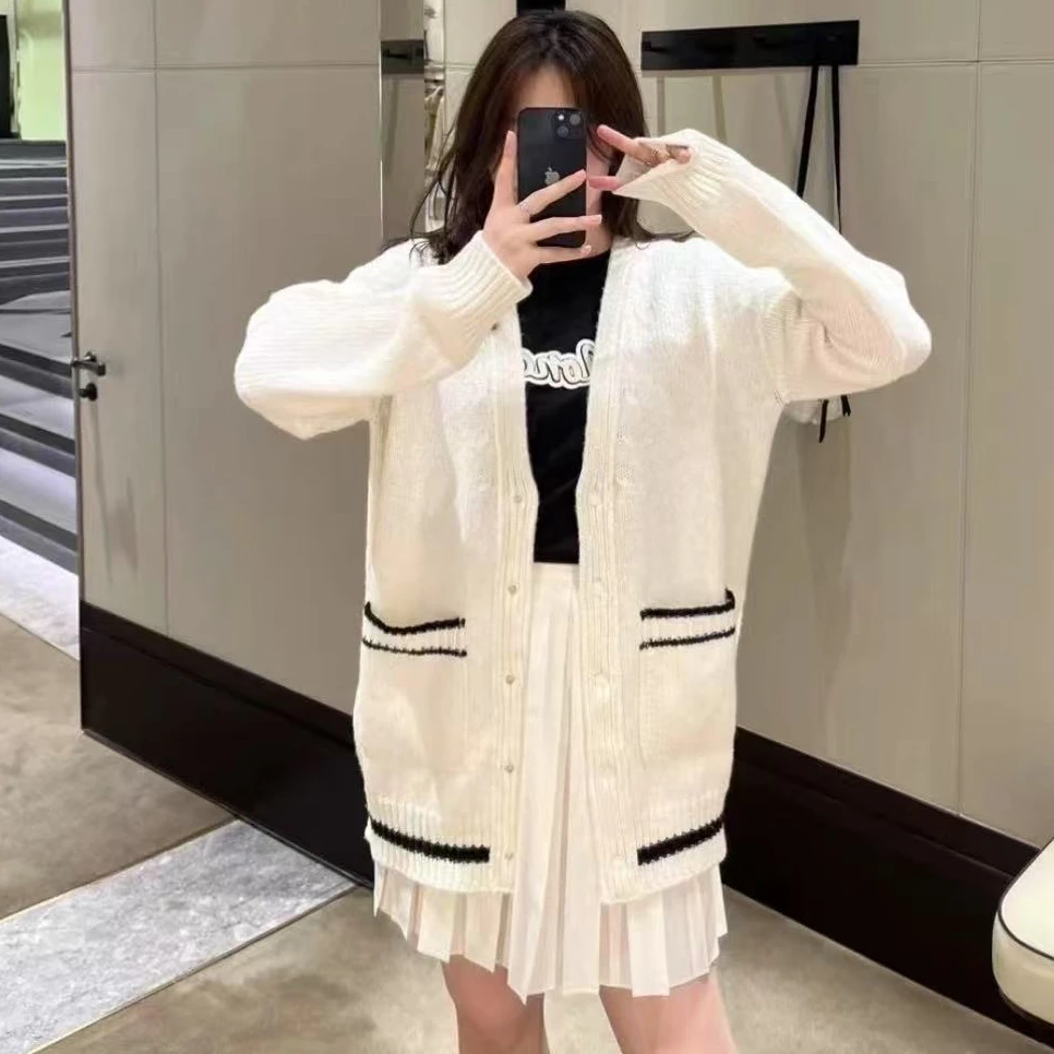 未使用 MONCLER 单排扣口袋V领长袖针织衫