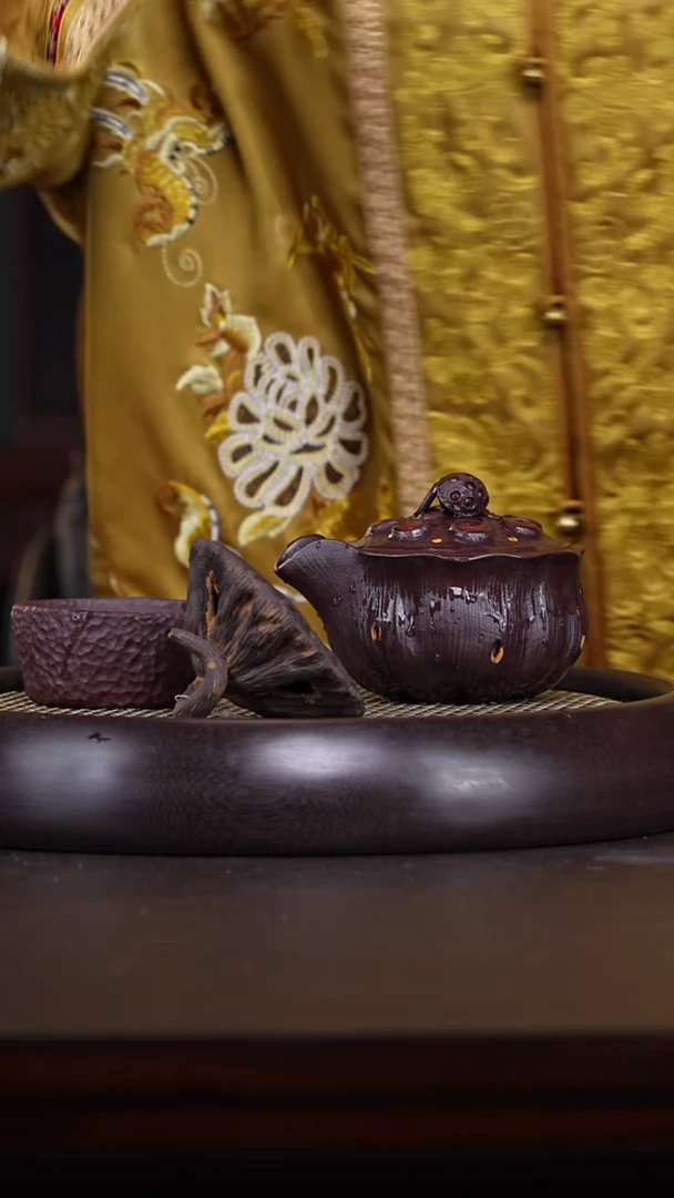 【闪购商品】紫砂茶壶十竹斋02-10莲蓬手把壶加锤纹杯加莲子