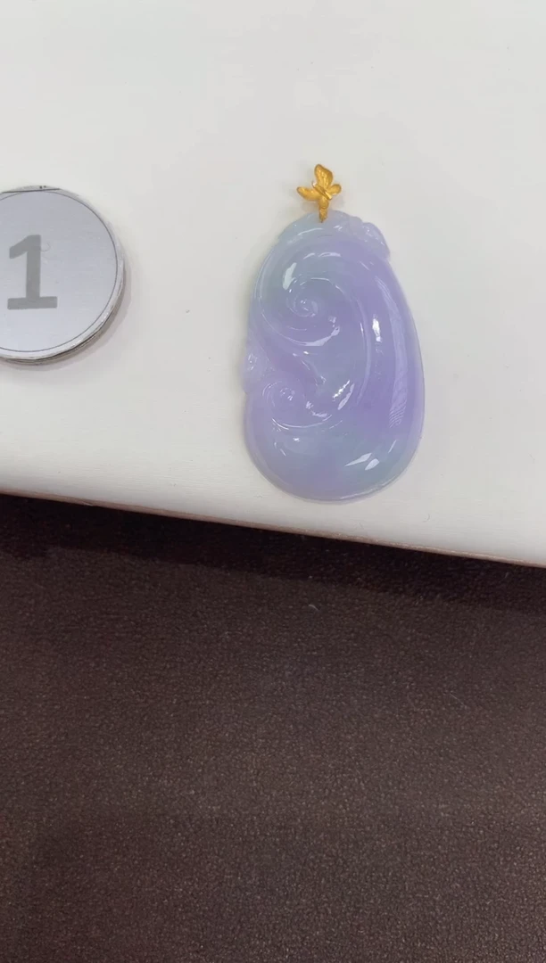 颈饰18K金镶嵌翡翠天然缅甸a货翡翠