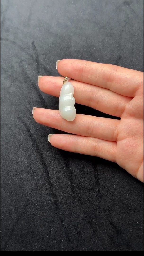 颈饰18K金镶嵌和田玉045-白玉福豆吊坠-N1922-1230