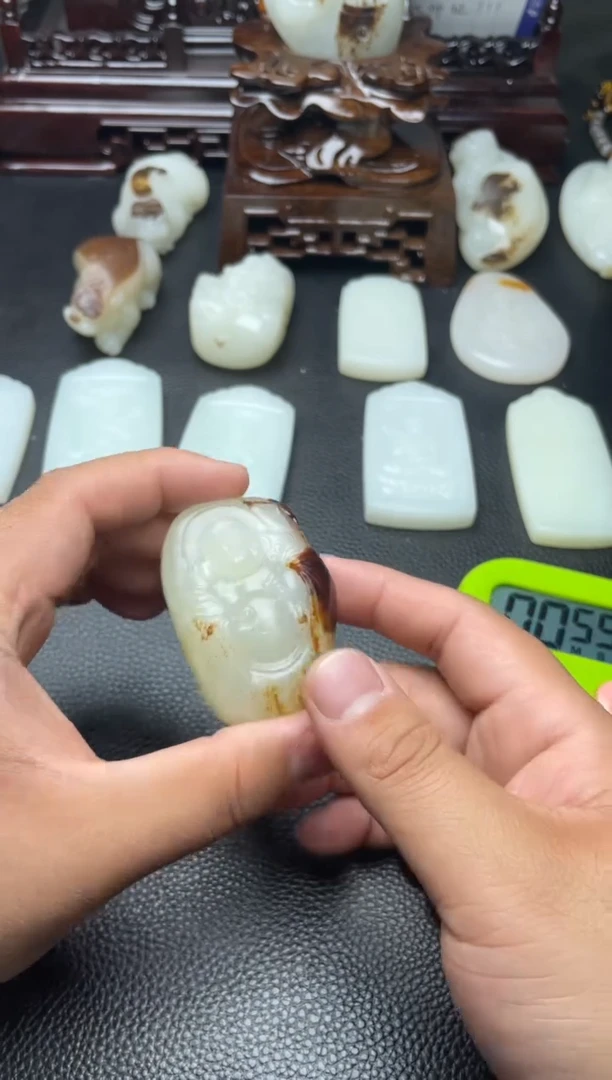 未镶嵌和田玉挂件想**法1