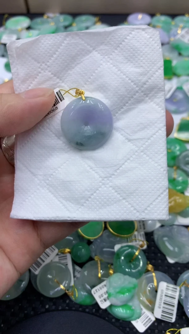 颈饰未镶嵌翡翠天然缅甸翡翠A货