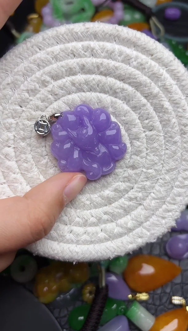 颈饰未镶嵌翡翠缅甸翡翠吊坠