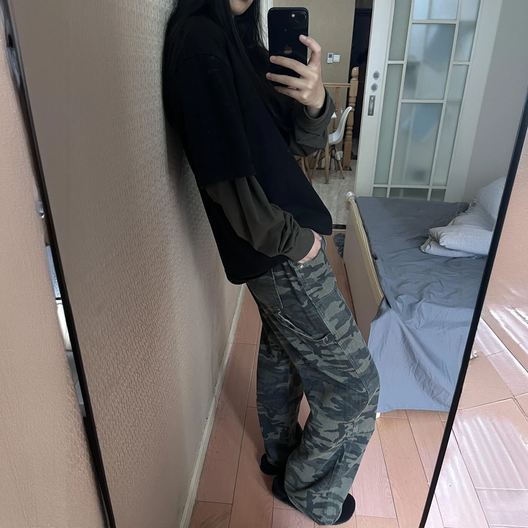 大码美式迷彩高街牛仔裤女秋季新款宽松直筒百搭显瘦高腰工装裤子