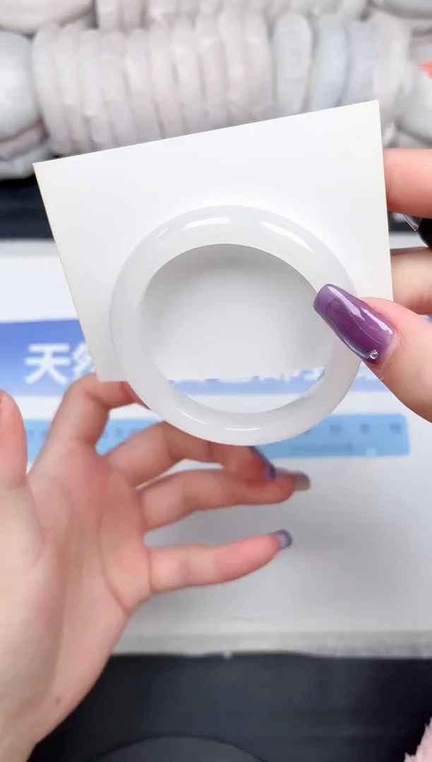 未镶嵌手镯石英质玉50-53