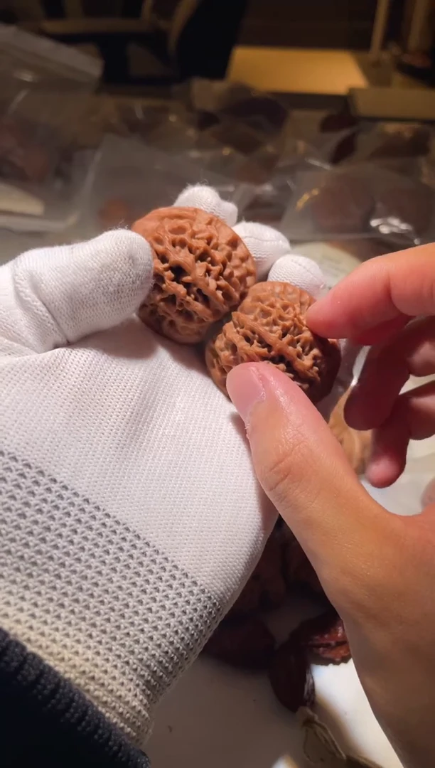 把件文玩核桃C**n文玩核桃秦闷