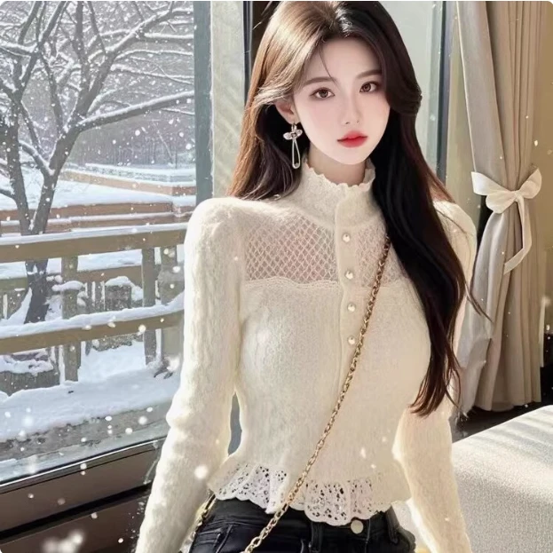 法式独特绝美高领蕾丝打底衫女装秋冬气质小衫小众别致喇叭袖上衣