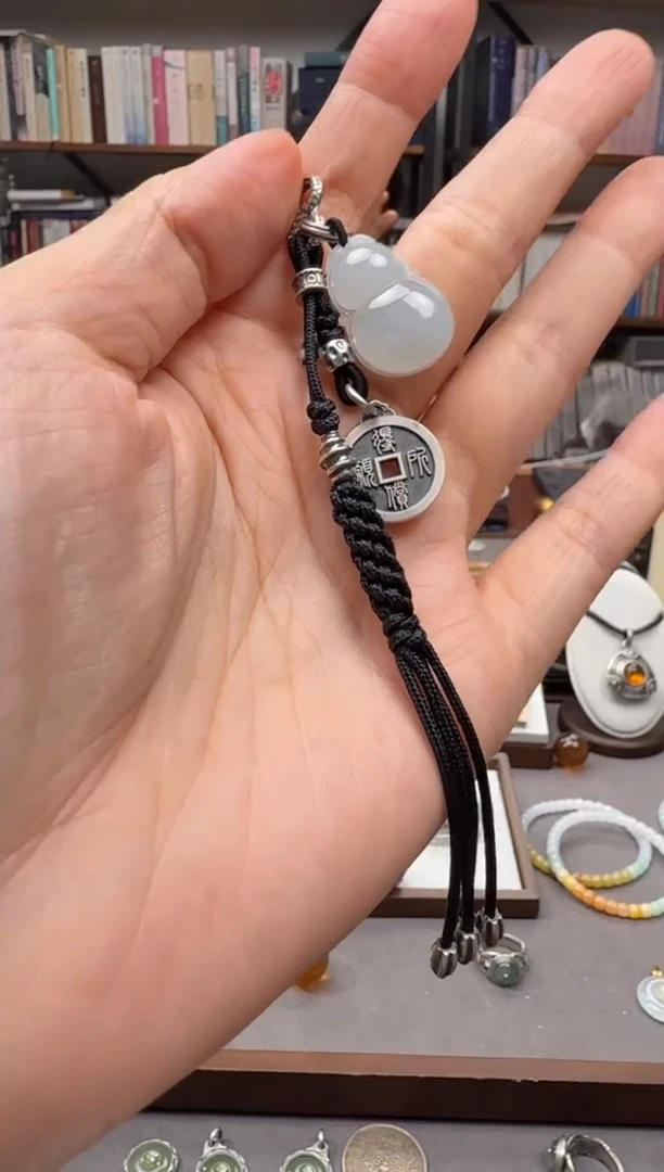 颈饰未镶嵌翡翠手机挂