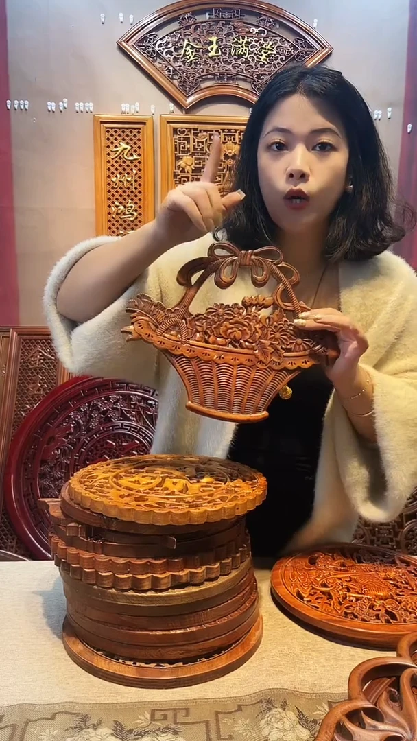 香樟木木雕款香樟木27花篮微瑕挂件