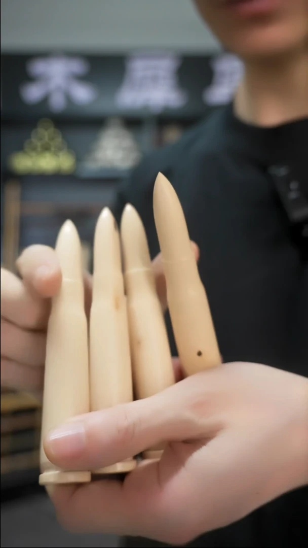 木手作木制雕刻品