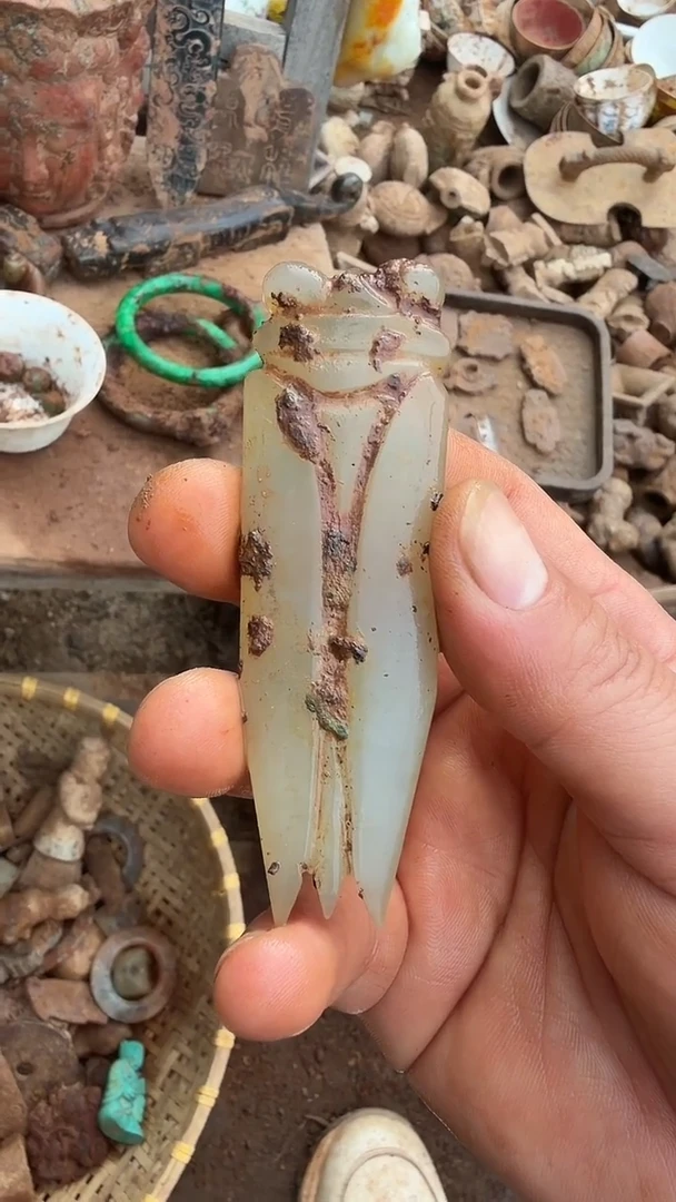 未镶嵌岫岩河磨玉（透闪石质玉）把件岫岩河磨玉