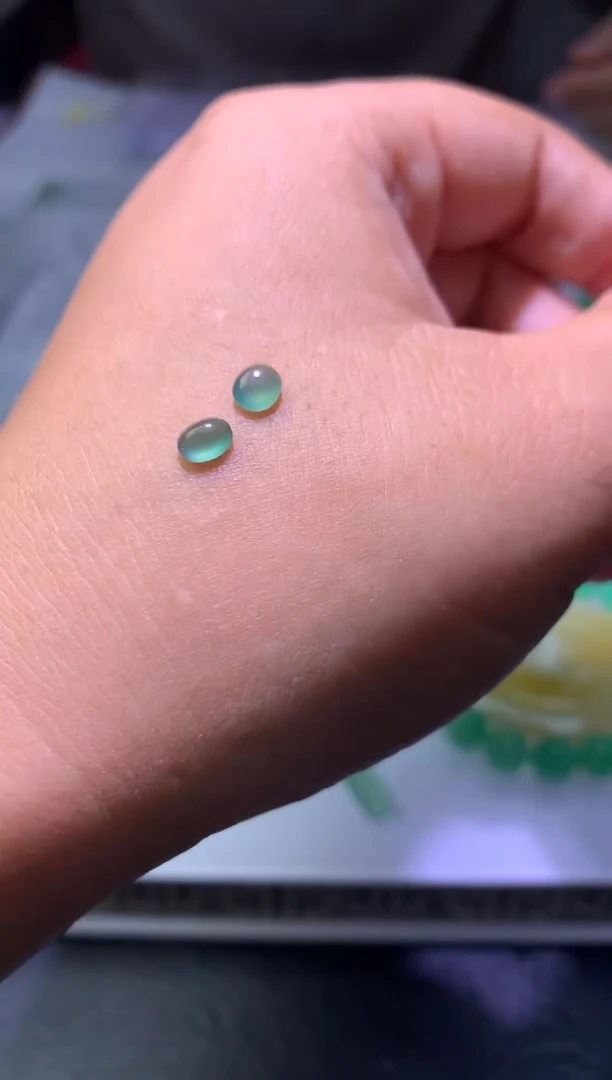 未镶嵌定制翡翠毛货