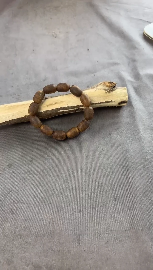 沉香沉香碎屑白棋瘤疤单圈多样性发一