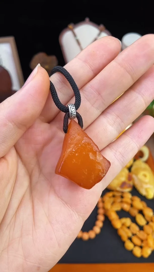 琥珀未镶嵌珠宝奇石柒月